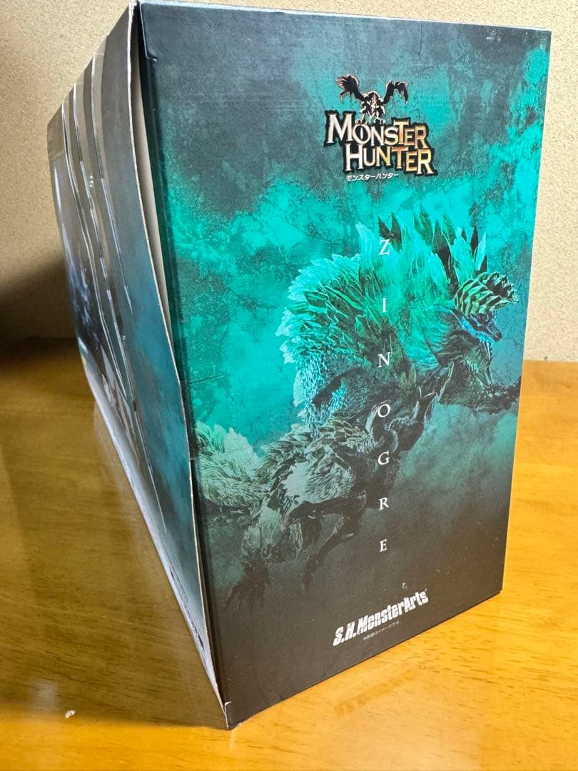S.H.MonsterArts ジンオウガ　フィギュア