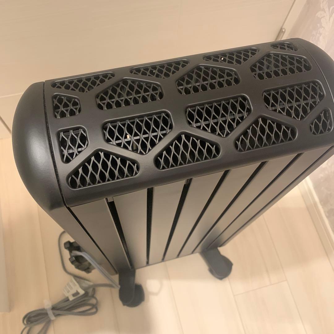 De'Longhi オイルヒーター ブラック