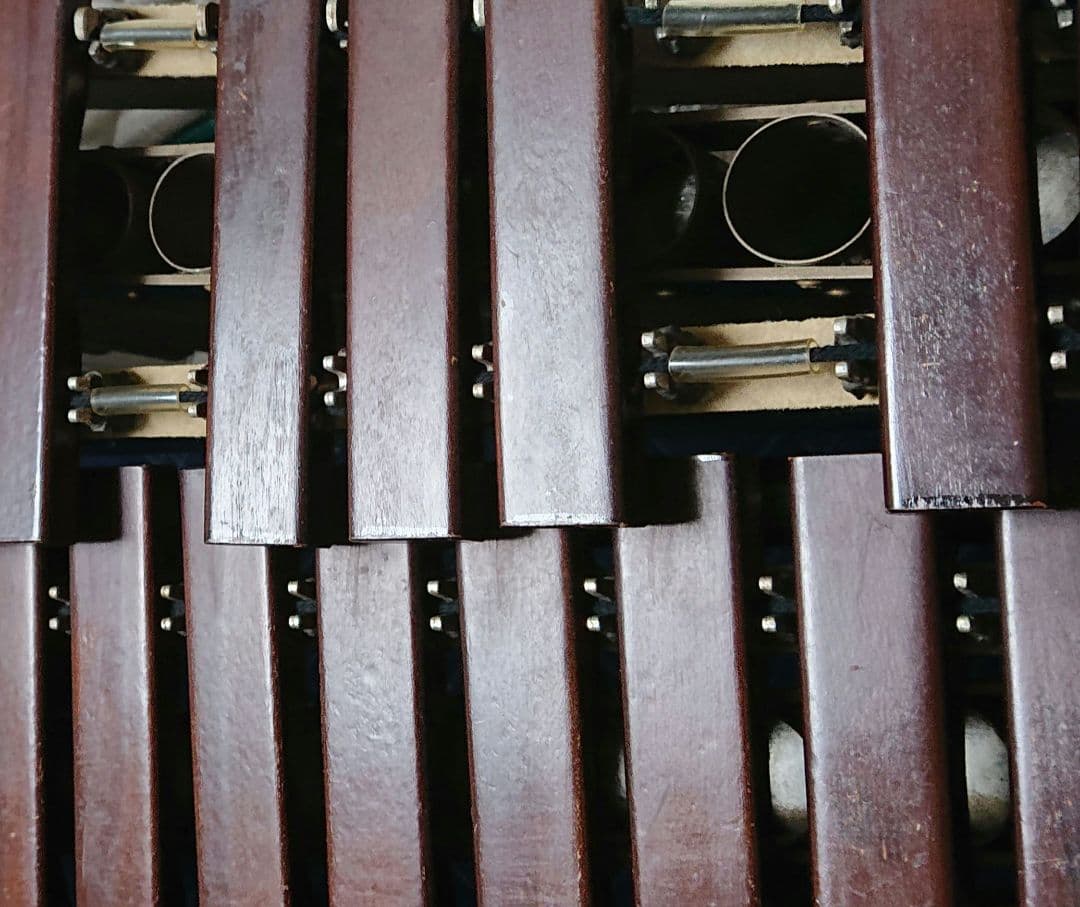 マリンバ,4オクターブ,49鍵盤,キャスター付きスタンド