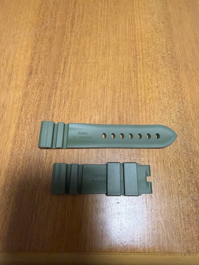 パネライ 純正22/20㎜ カーキ アコーディオンラバーBAバックル