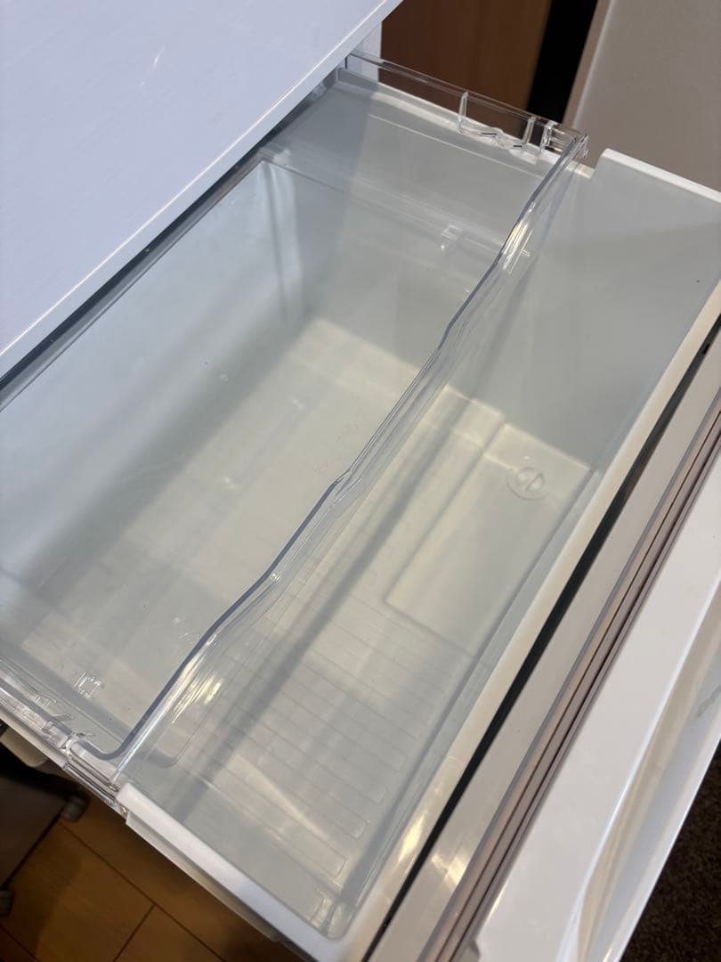 東芝　自動製氷機付　冷蔵庫　GR-R36S