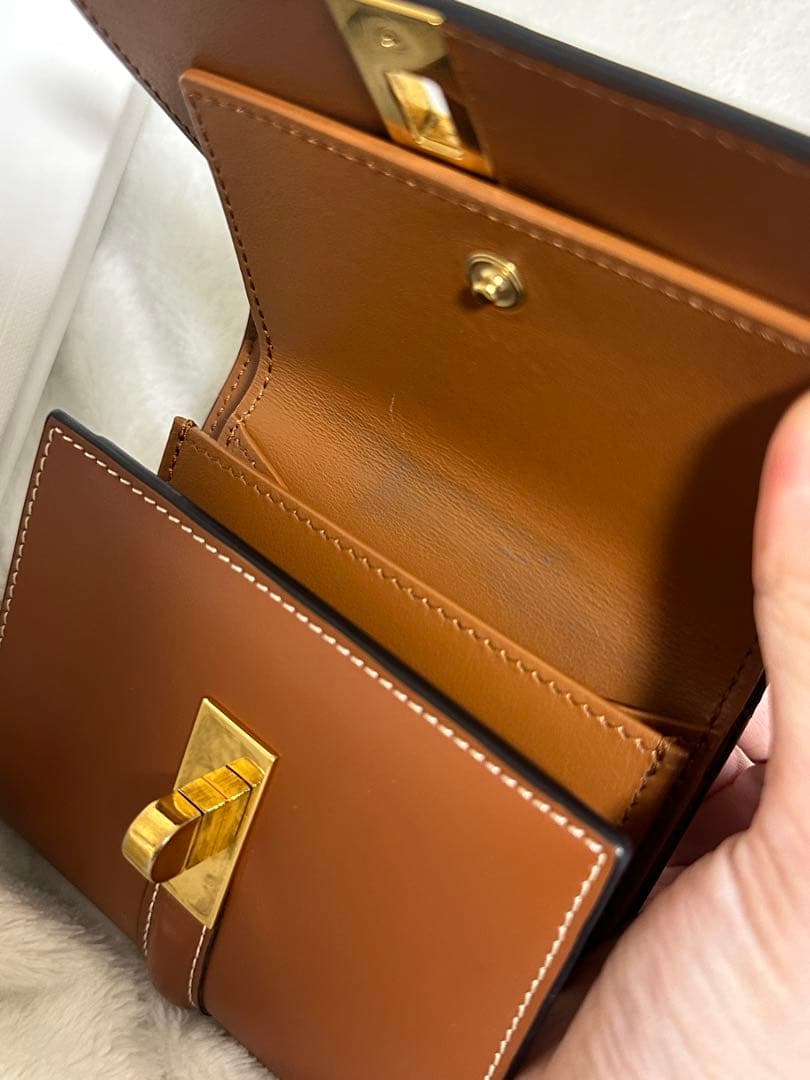 CELINE スモール トリフォールドウォレット 16（セーズ）