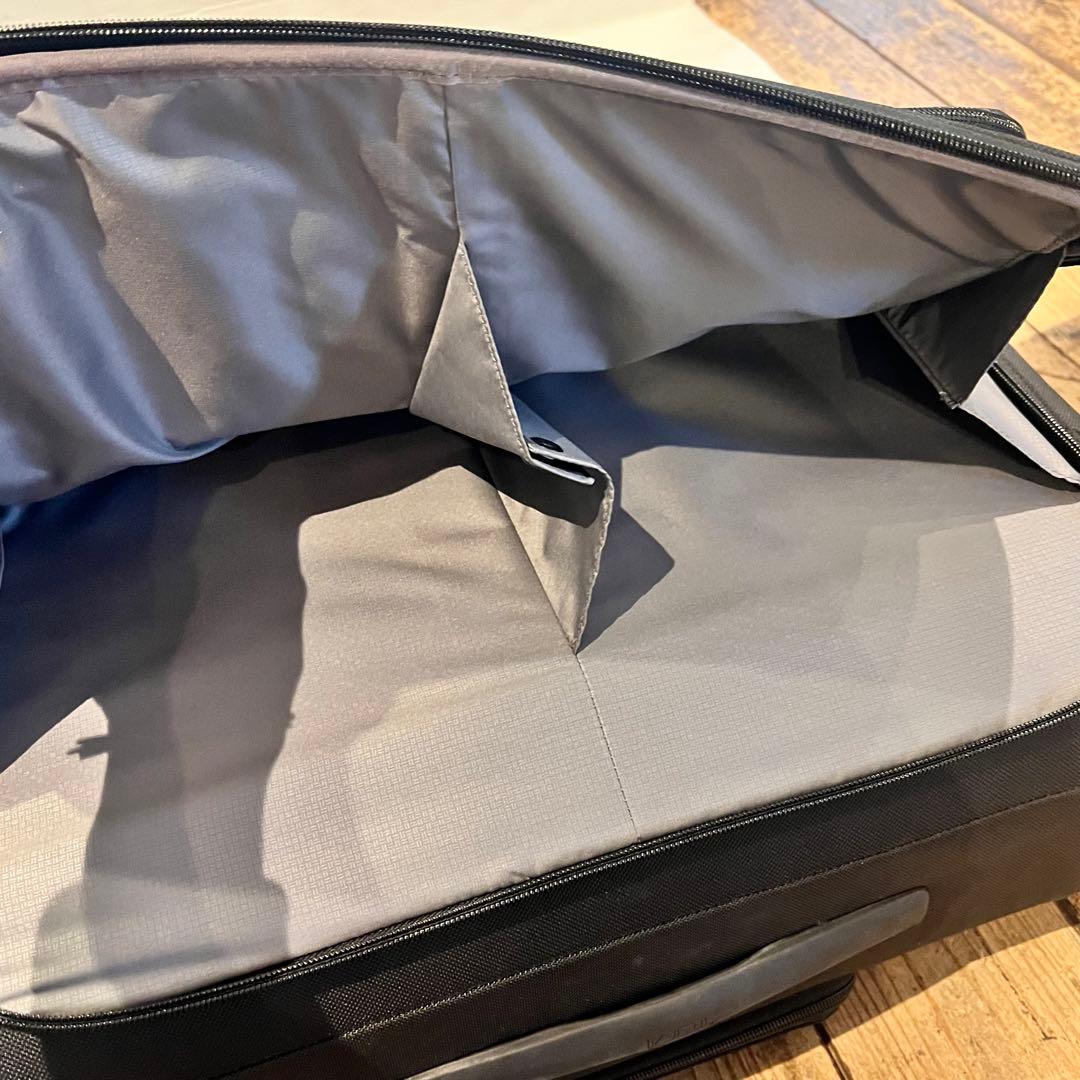 TUMI　トゥミ　キャリーケース　ガーメント　4ウィール　キャリーオン　旅行