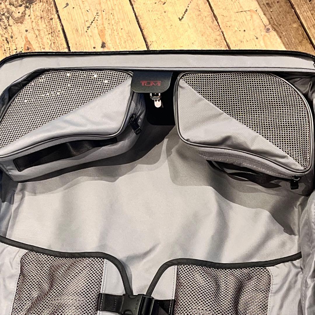TUMI　トゥミ　キャリーケース　ガーメント　4ウィール　キャリーオン　旅行