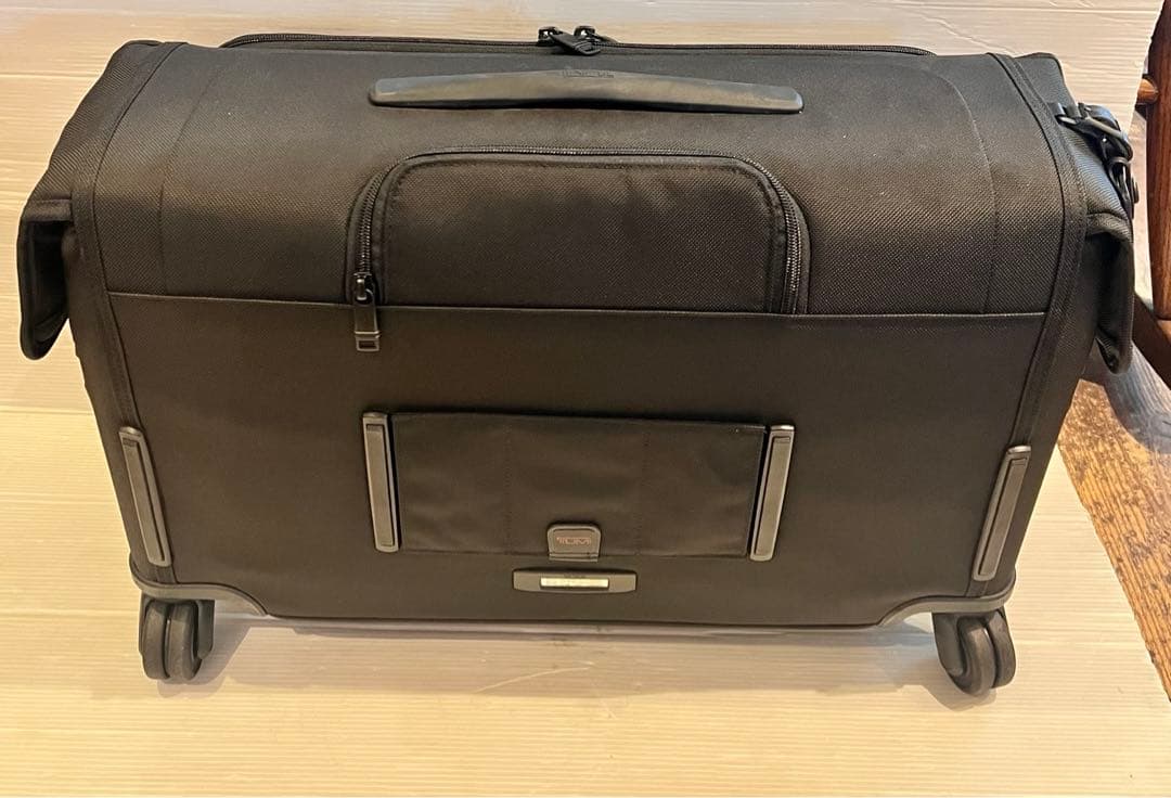 TUMI　トゥミ　キャリーケース　ガーメント　4ウィール　キャリーオン　旅行