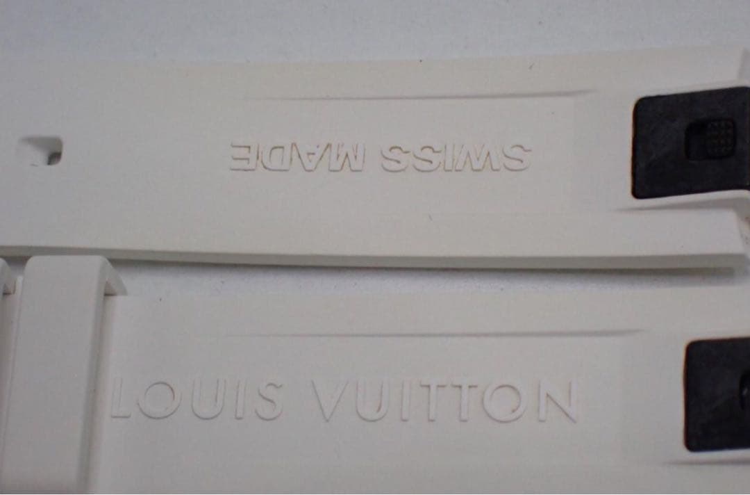 ルイヴィトン　バンド　時計　白　美品