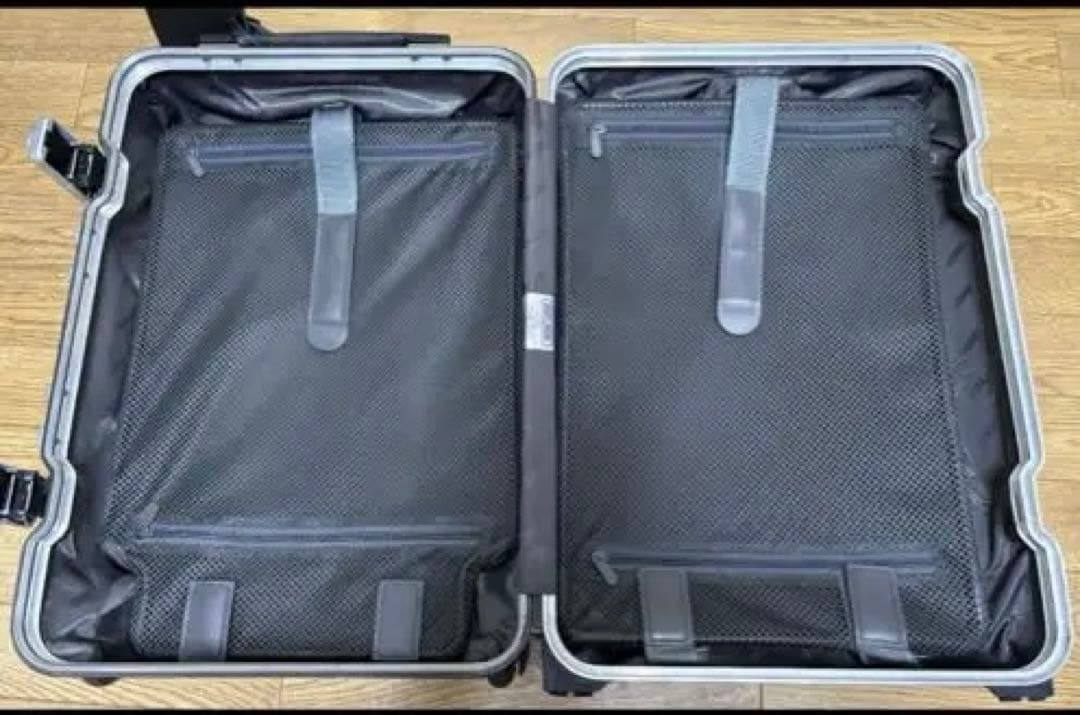 リモワ 【旧モデル】リンボ2輪 機内持ち込み