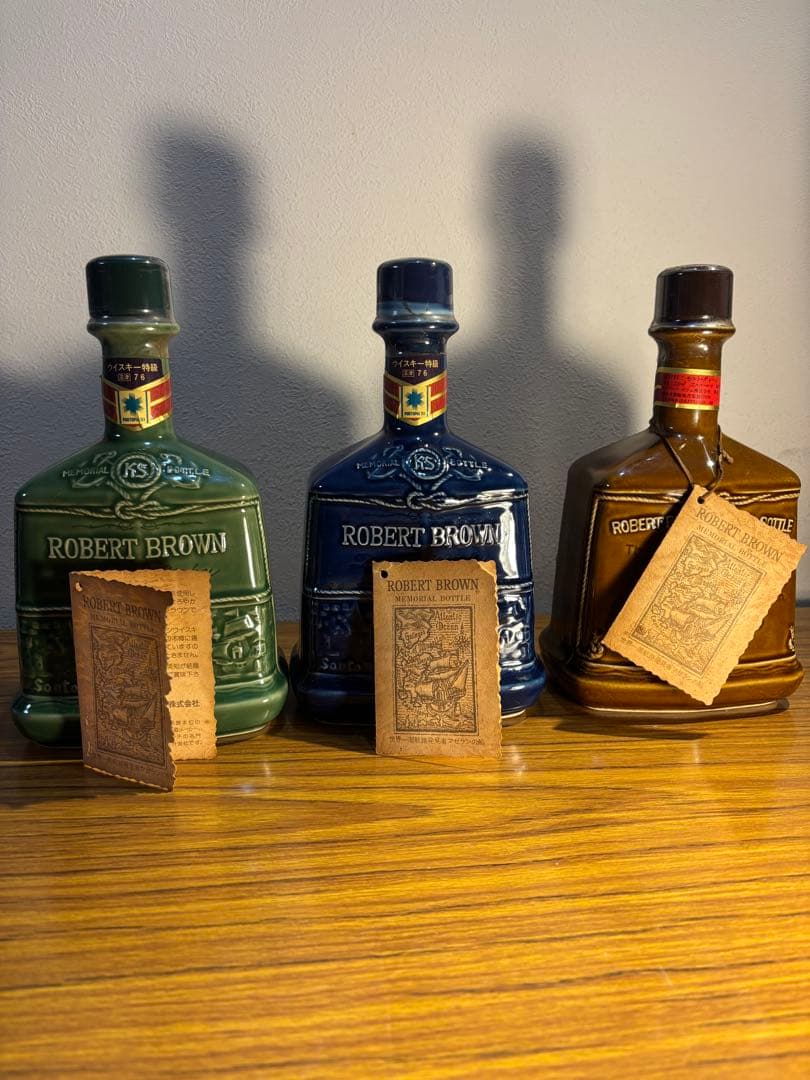 ROBERT BROWN ウイスキー 陶器ボトルセット　メモリアルボトル