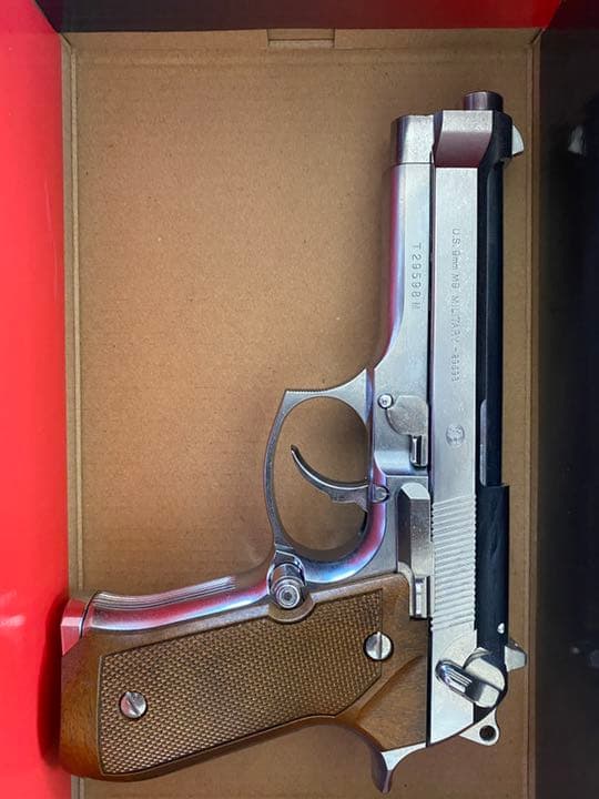 東京マルイ　M92F クロームステンレス　WE木目グリップ