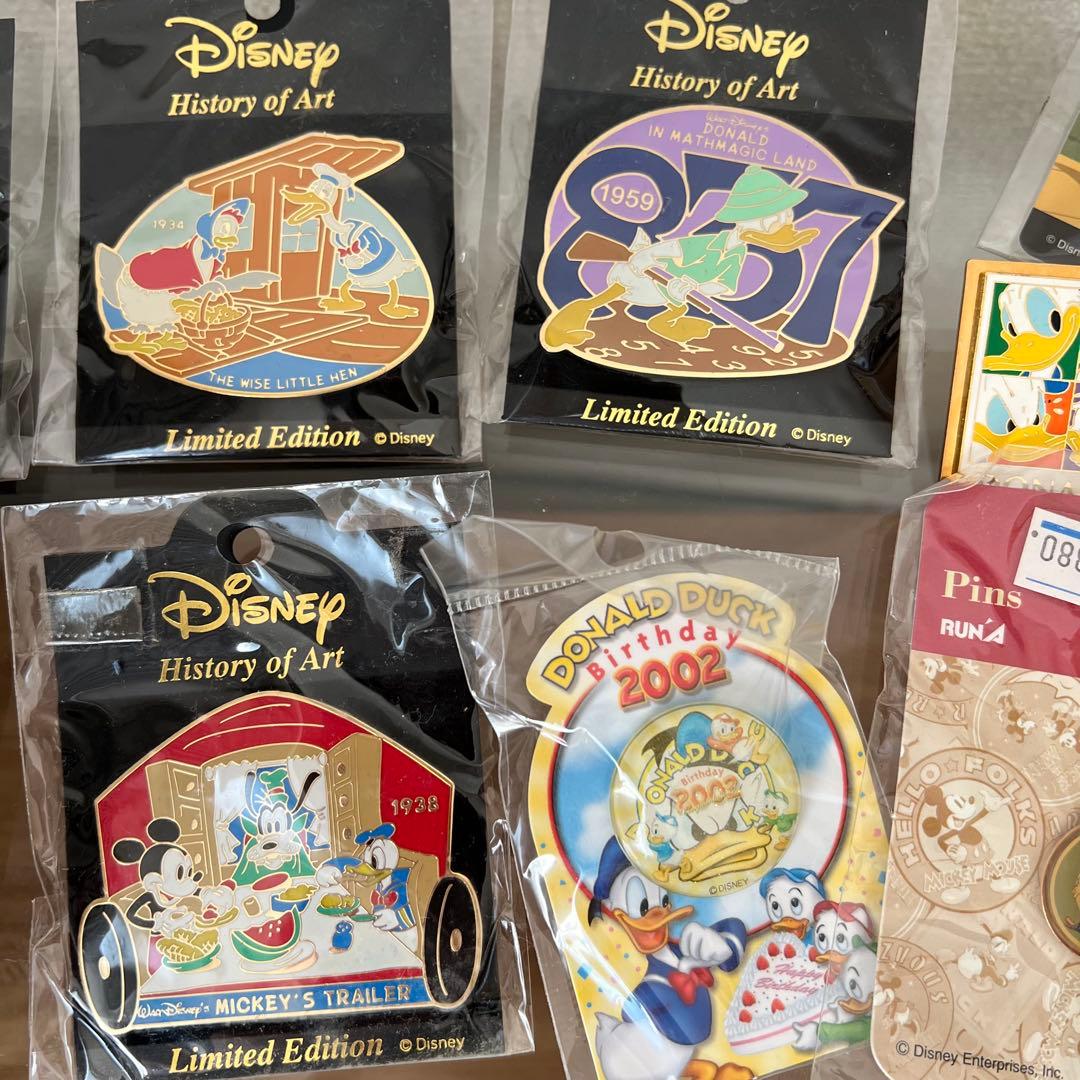 Disney History of Art キャラクター ピンバッジ　ディズニー