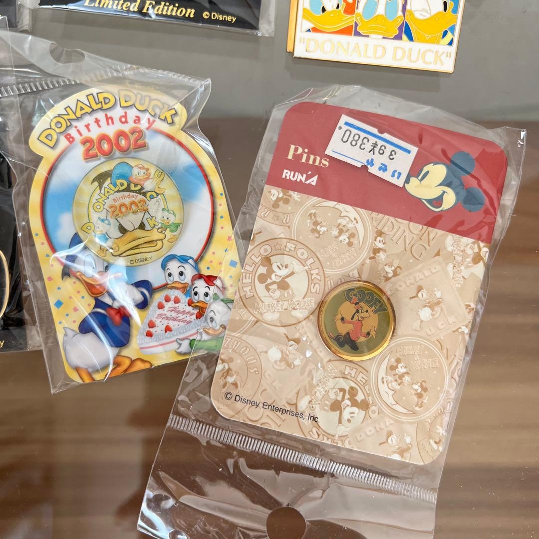 Disney History of Art キャラクター ピンバッジ　ディズニー