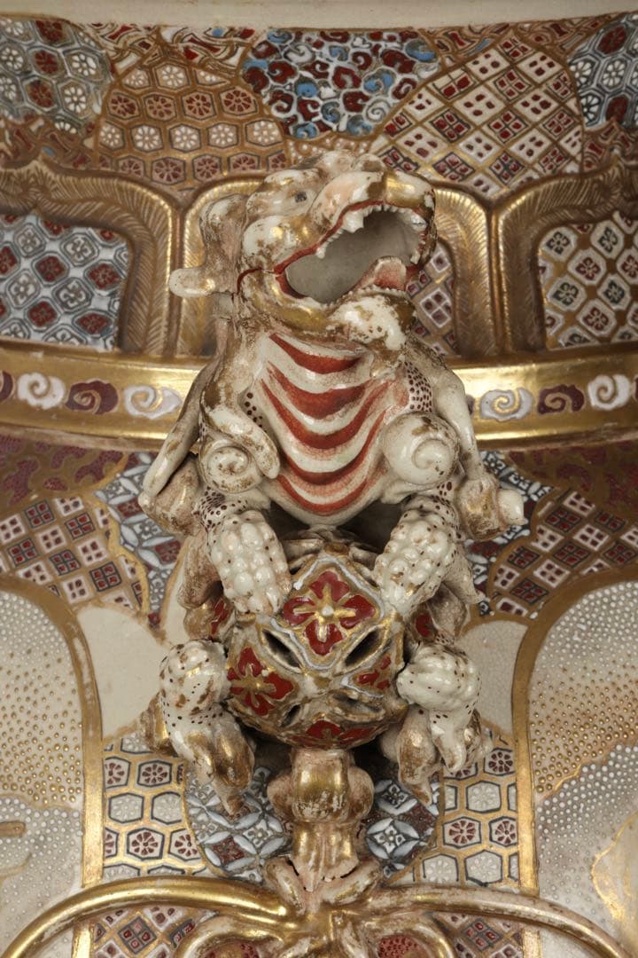 【極上薩摩焼】特大金襴手色絵賢人図獅子摘蓋獅 香炉 飾壺 時代骨董 古美術アート