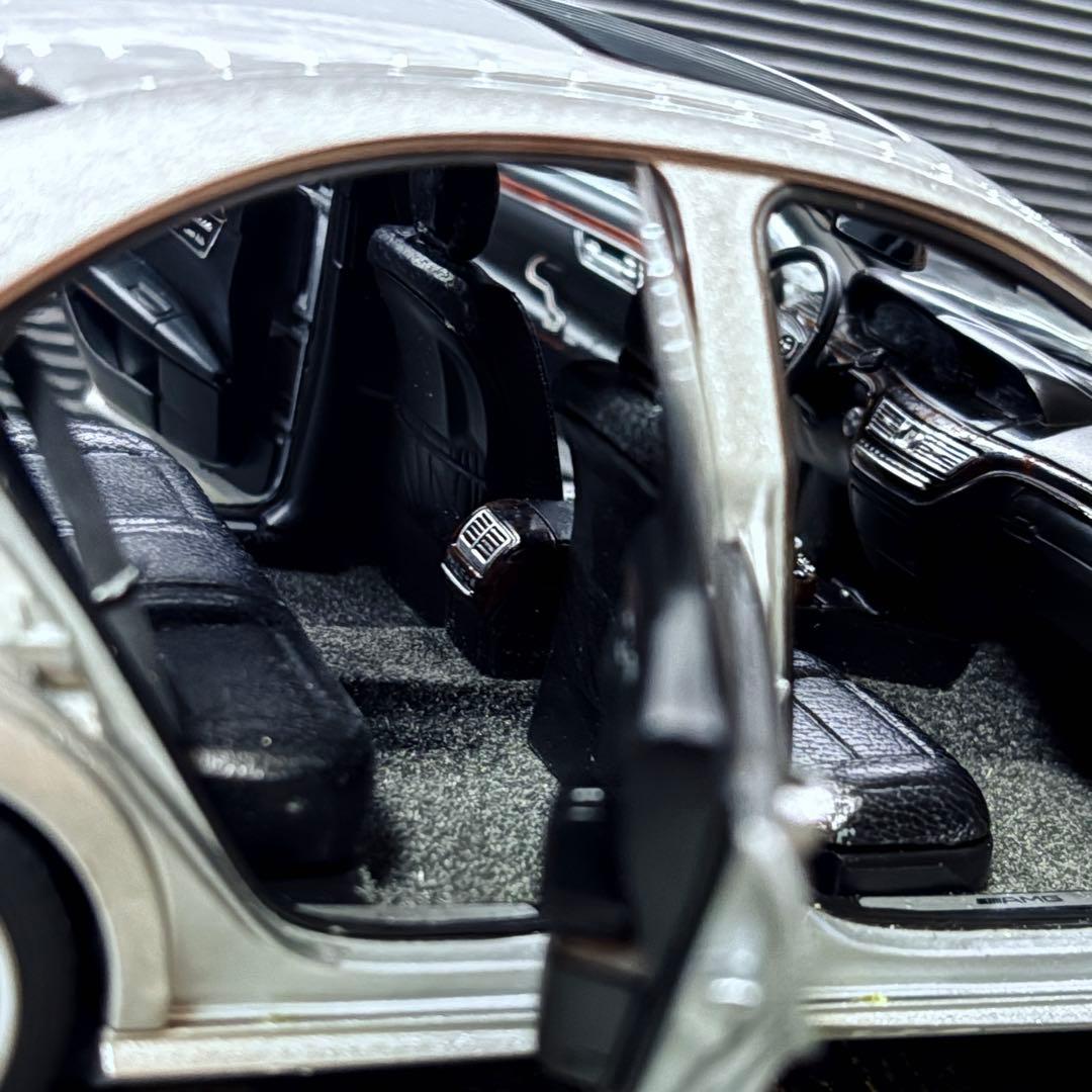 激レア 1/18 AUTOart メルセデス・ベンツ S63 AMG Ｗ221