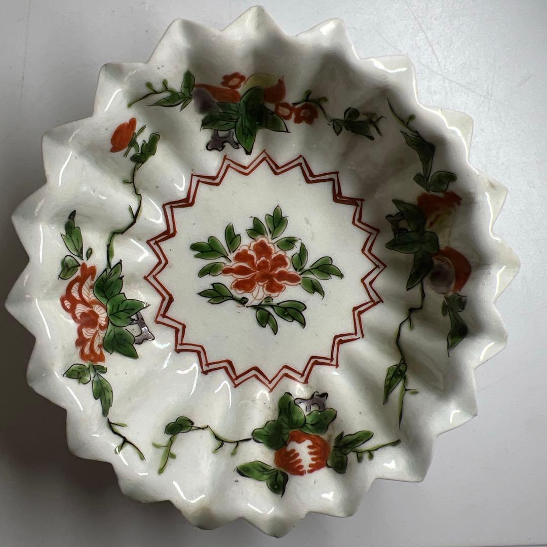 江戸中後期古伊万里赤絵花図　ギザギザ向付10客　木箱付　幅約12.7㎝　トトオサ