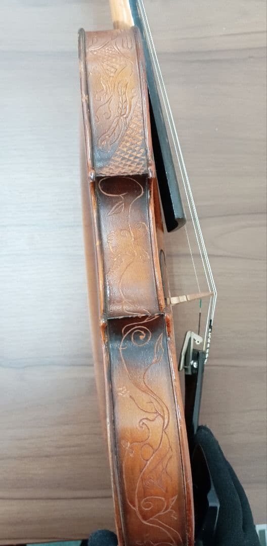 鈴木ヴァイオリン　楽器　No11 4/4 ケース付き