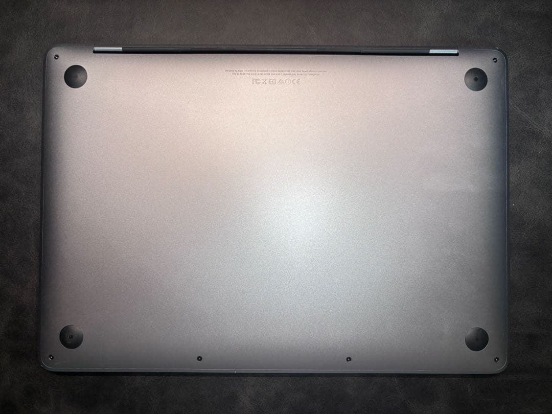 【美品】MacBook Pro 256GB