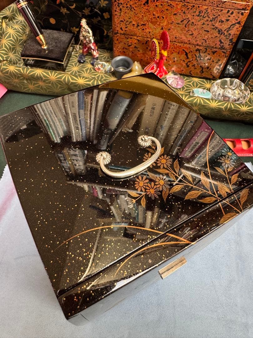 秋草蒔絵、小箪笥