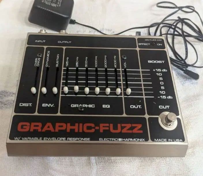 Graphic fuzz big box ver.   エフェクター