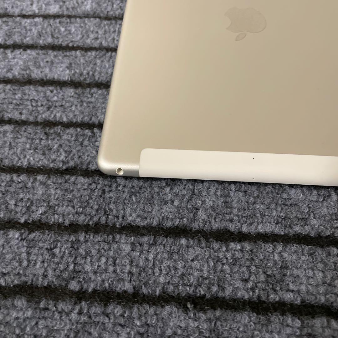 106 iPad 8世代 32GB SIMフリー シルバー