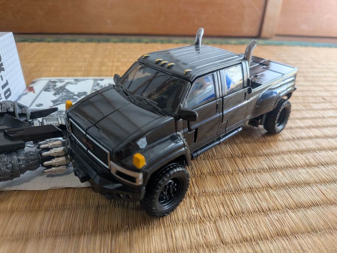 トランスフォーマー　ssアイアンハイド dk10 セット