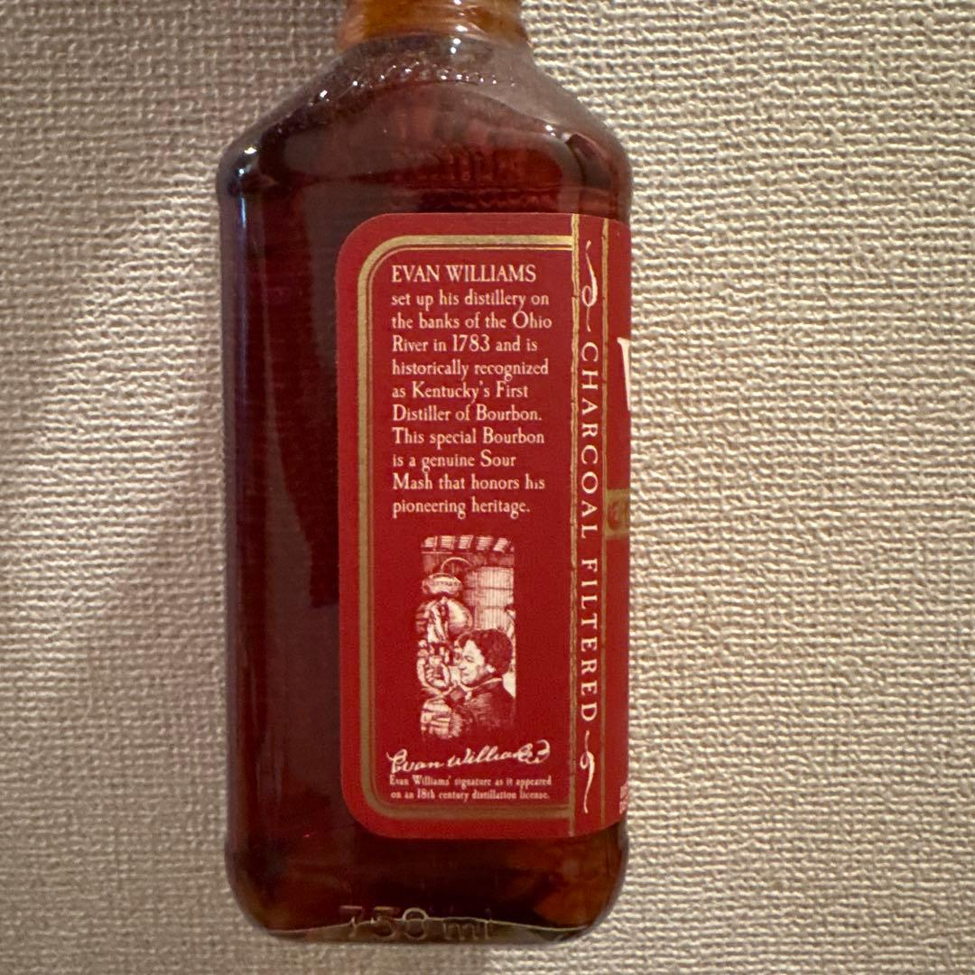 Evan Williams エヴァンウィリアムス12年　バーボンウイスキー　終売