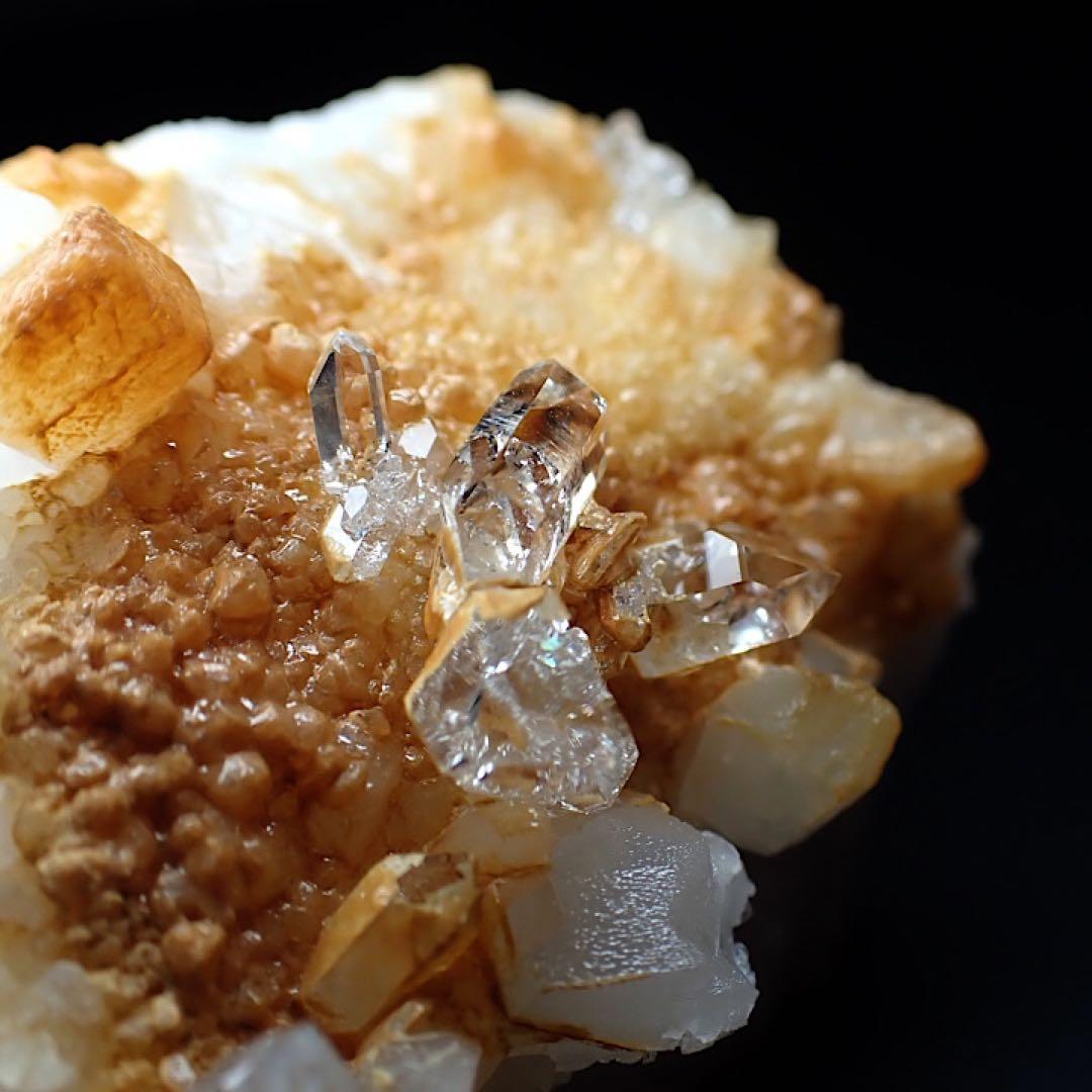 【イタリア/カラーラ産】ダイヤモンドクォーツ