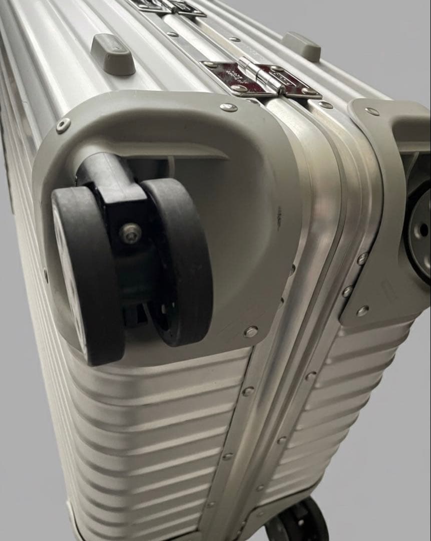 RIMOWAリモワ トパーズ スーツケース 45L アルミニウム