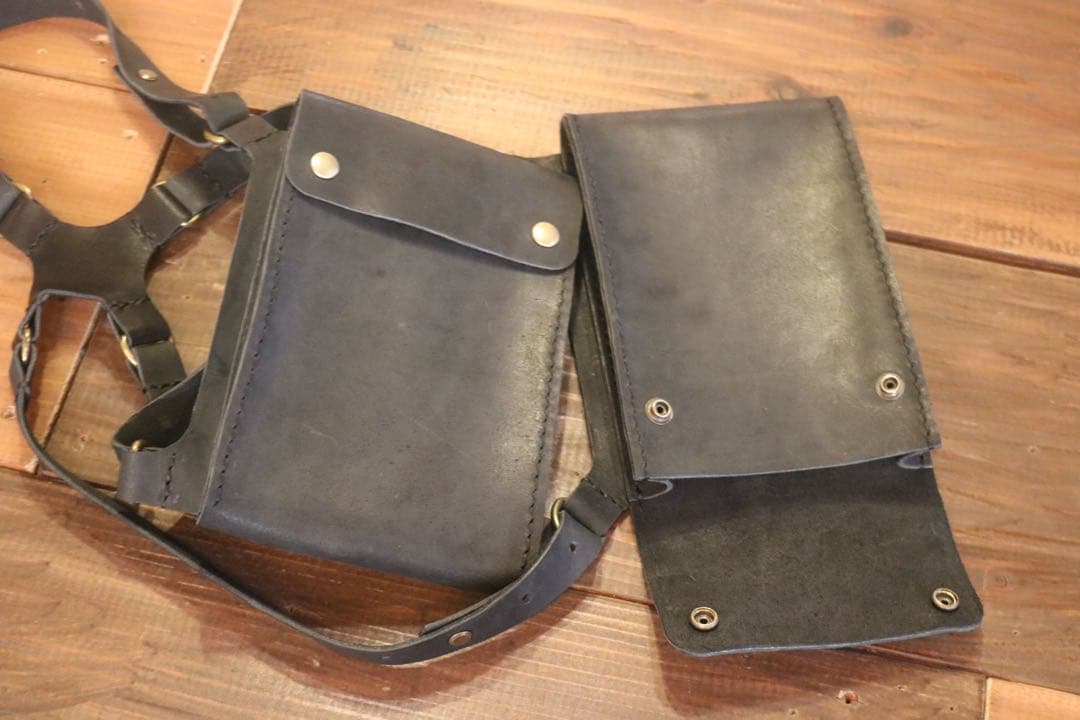 に*ろ様 【ダブル】ショルダーホルスターバッグ　牛本革　ホルスター　ショルダーバ