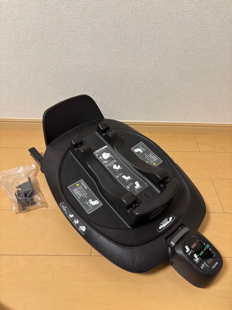 ヌナ　nuna チャイルドシートベース　ベースネクスト　ベビーシート
