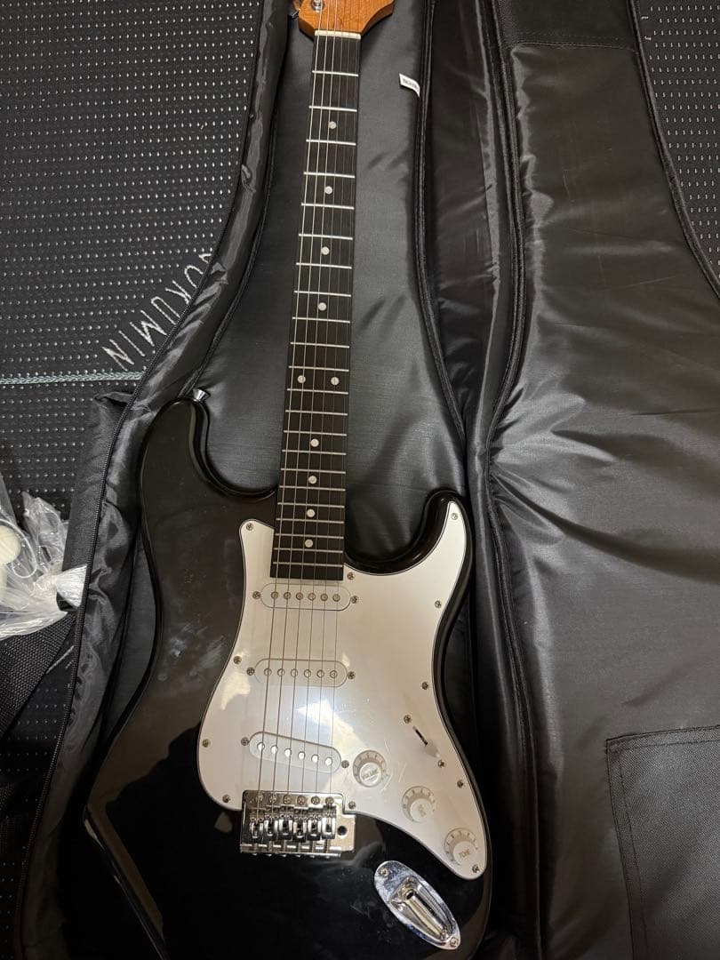 BUSKER'S ブラック エレキ　エレキギター