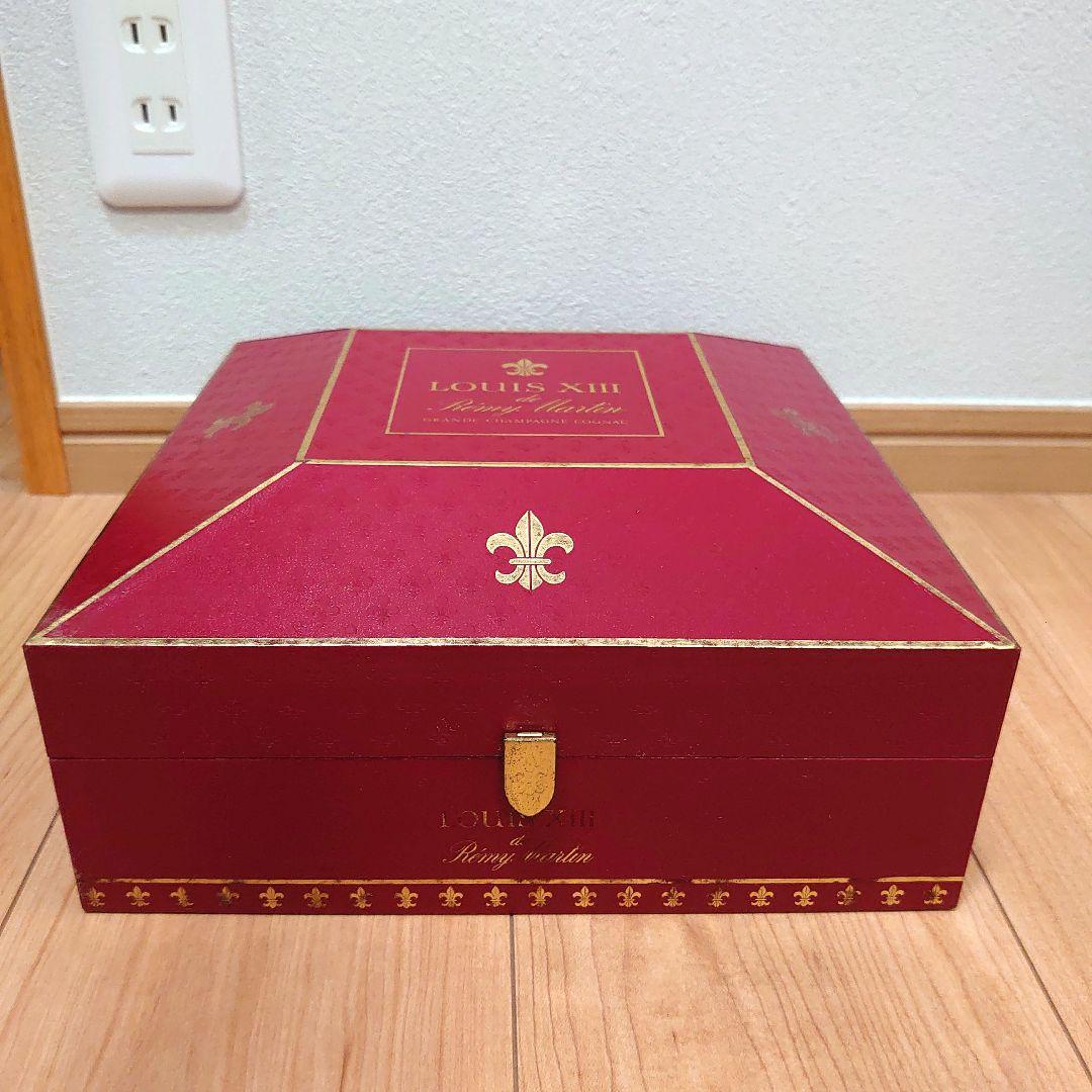 未開封・レミーマルタン ルイ13世 金キャップ　替栓付き ・四角形箱