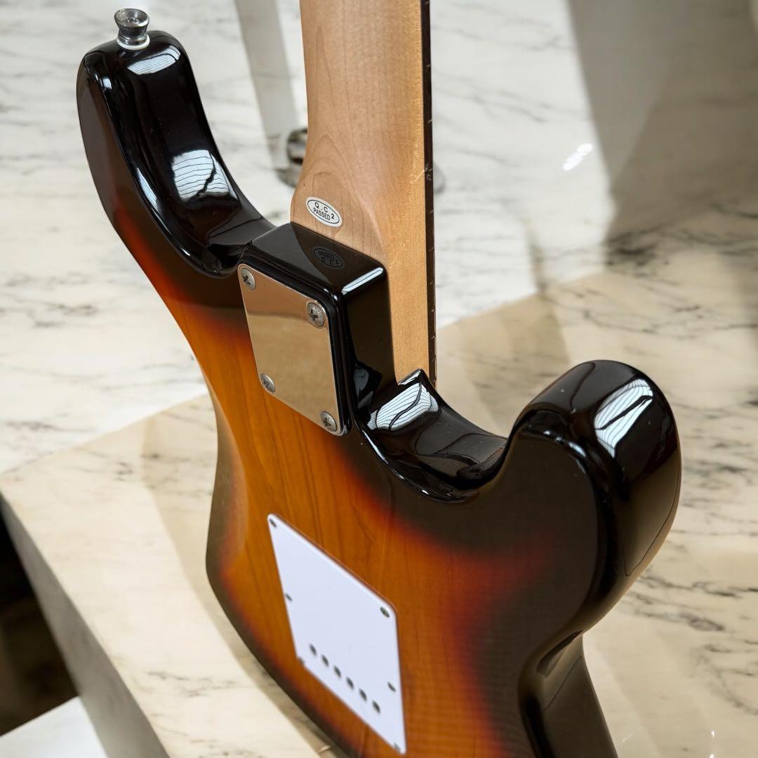 Selder ストラトキャスター　エレキギター　レフティ