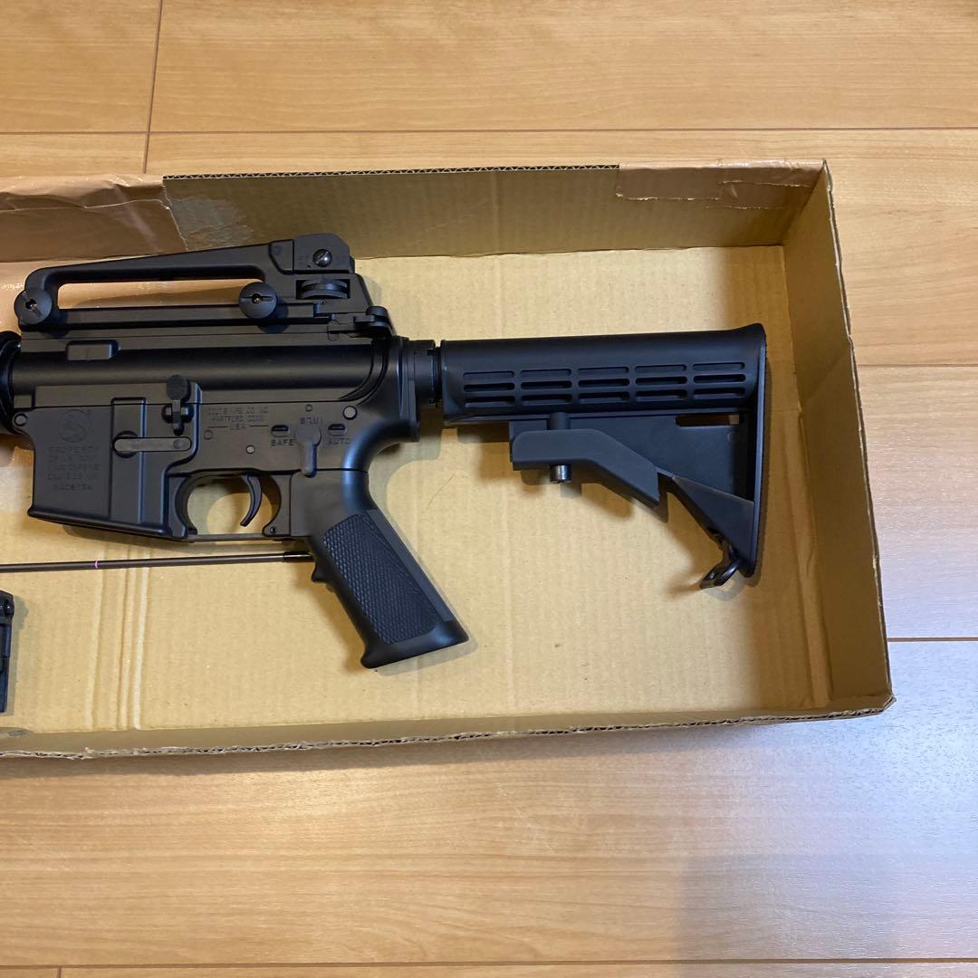 東京マルイ M4A1カービン 18歳以上次世代電動ガン