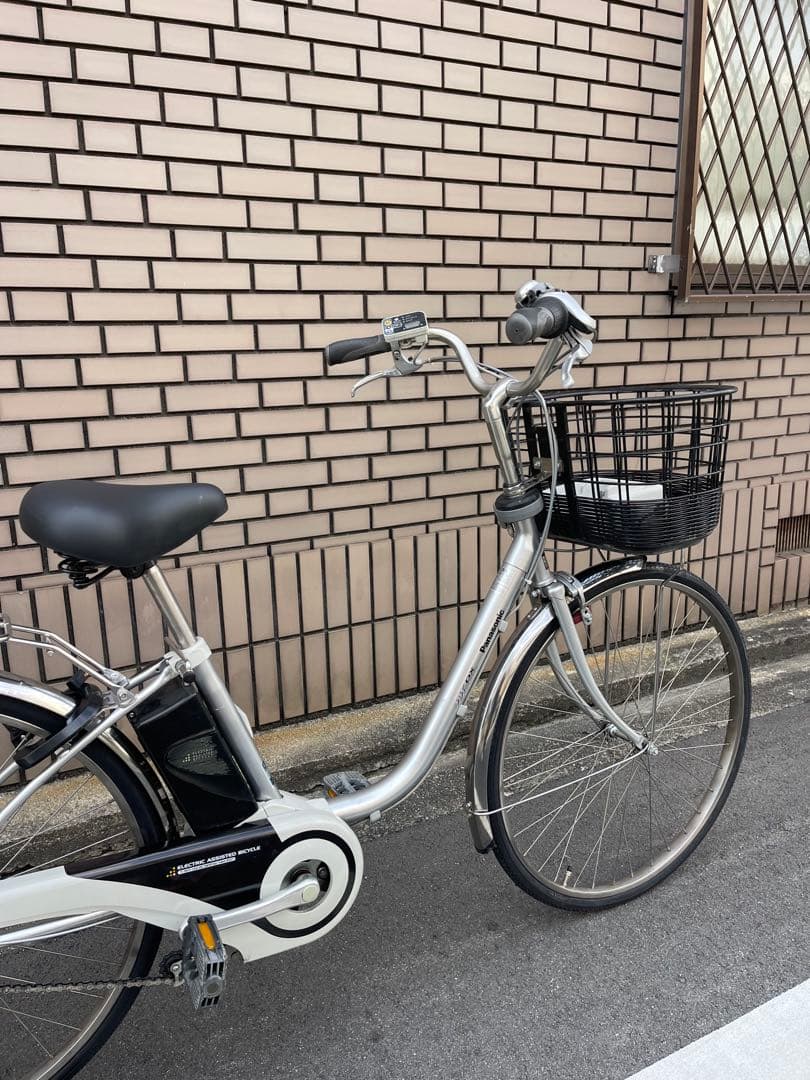 電動アシスト自転車 シルバー 前バスケット付き