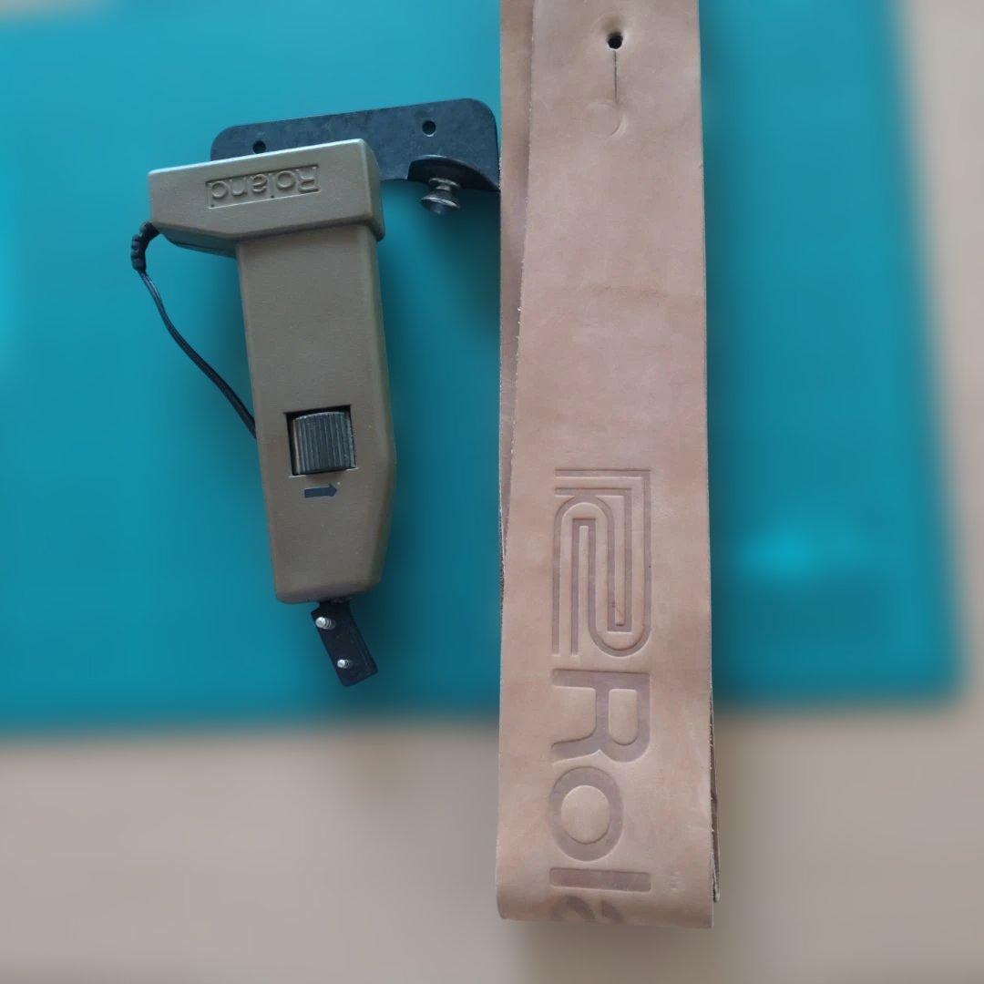 m*x様 Roland SH-101 アナログシンセサイザー 37鍵