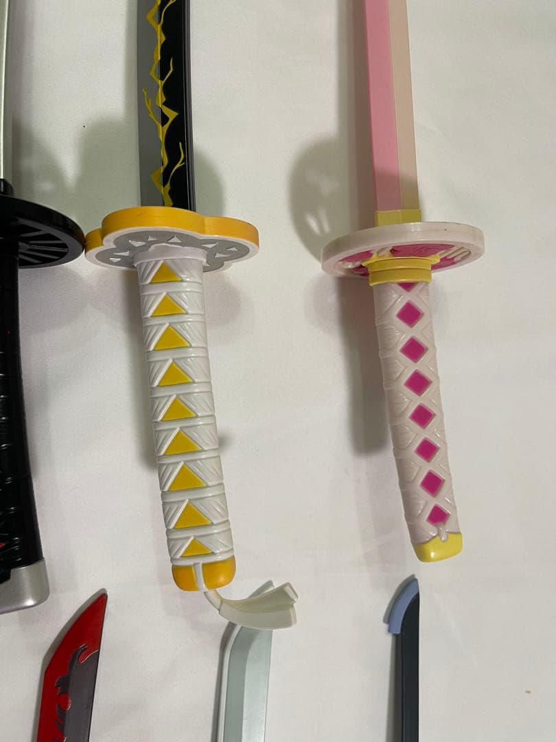 鬼滅の刃　日輪刀　8本セット