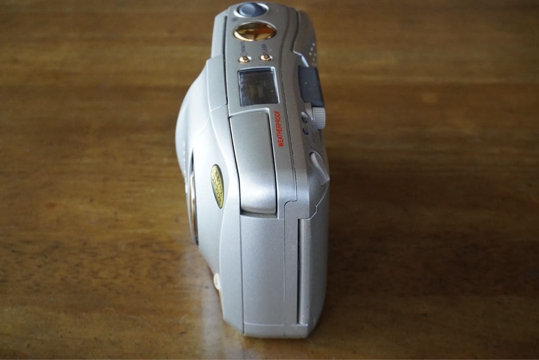 μ ZOOM 105 DELUXE OLYMPUS