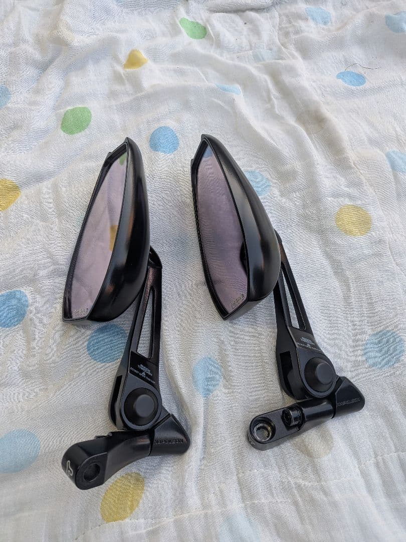 シャークミラー