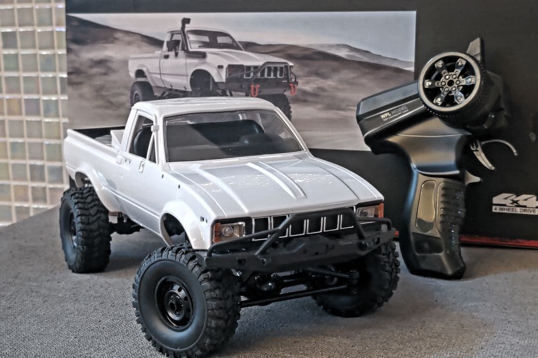 WPL オフロードトラック ホワイト ボディ