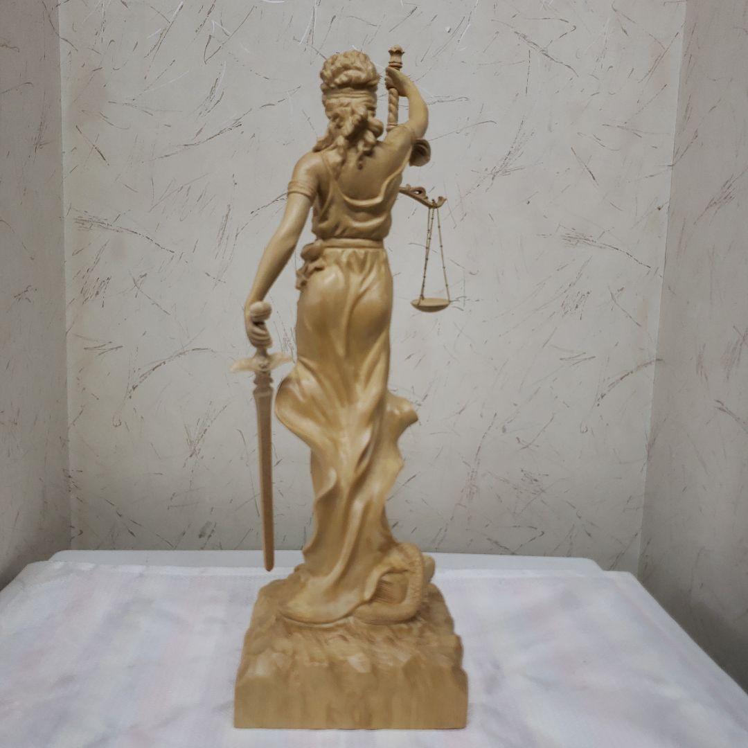 Ｂフライデー蔵出特価希少彫り裁判所のシンボルヒバ材 正義の女神像ユースティティア