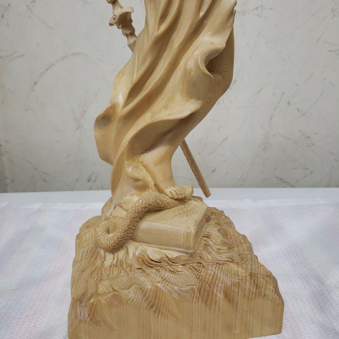 Ｂフライデー蔵出特価希少彫り裁判所のシンボルヒバ材 正義の女神像ユースティティア