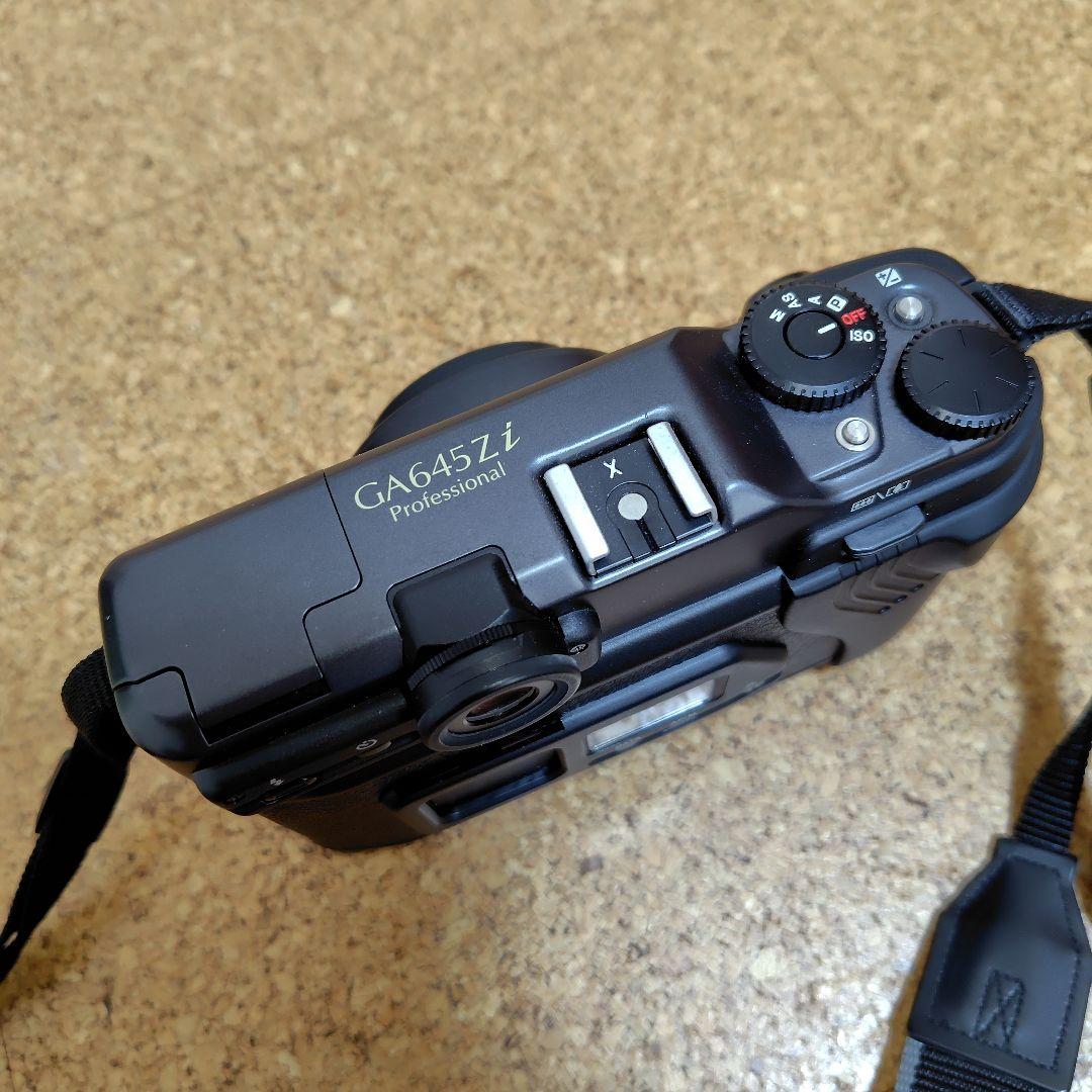 FUJIFILM GA645Zi Professional　BLACK