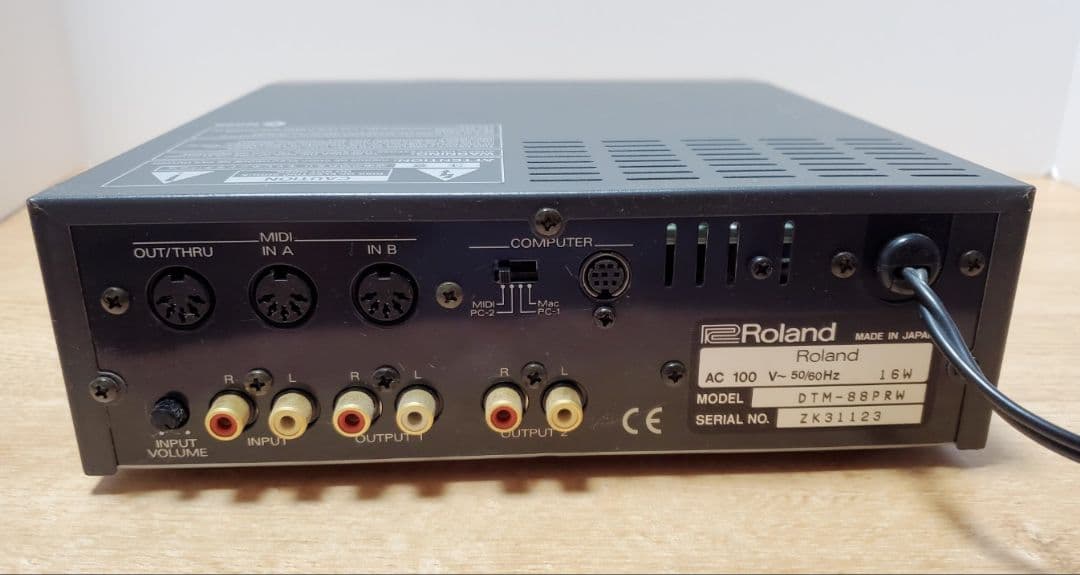 Roland SC-88Pro MIDI音源