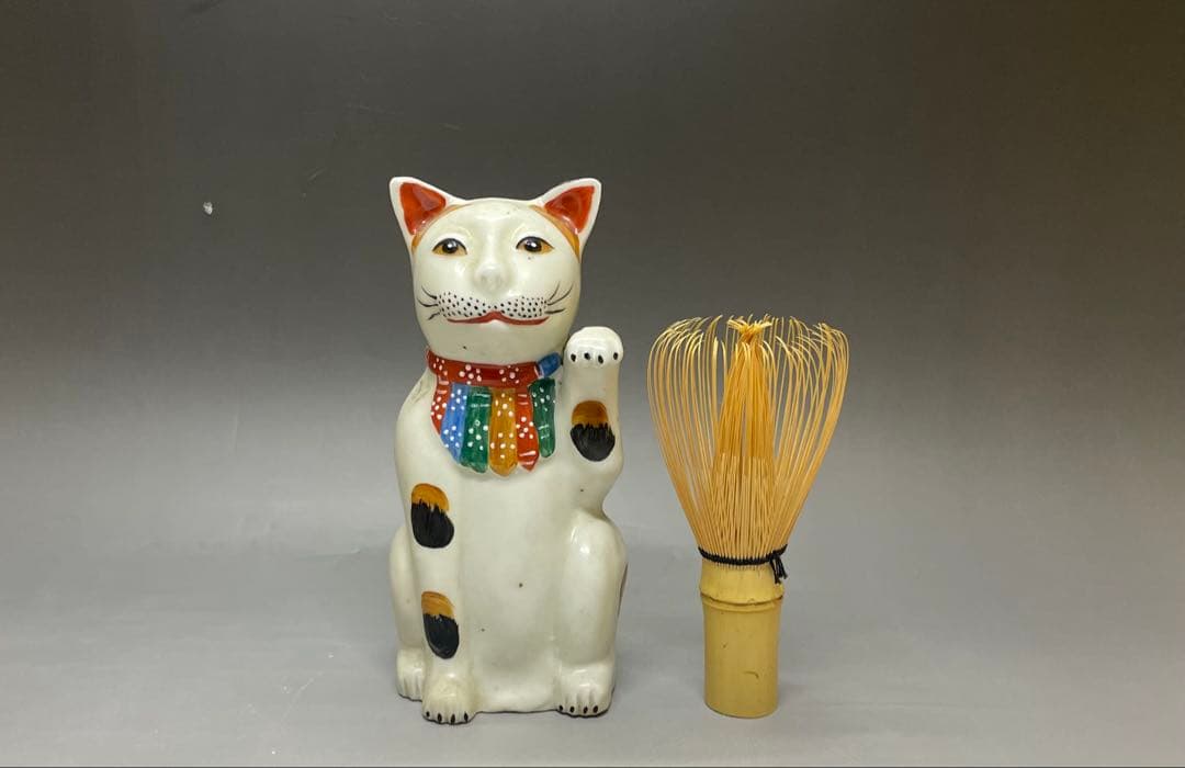 古伊万里　招き猫　商売繁盛　幸福　置物 　y310