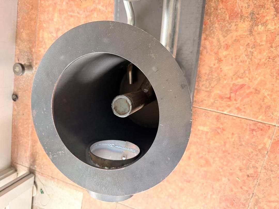 廃油ストーブ　耐熱塗装無し