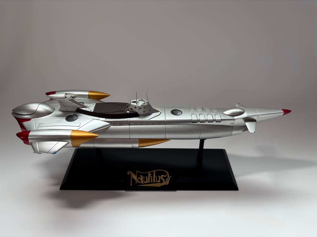 ふしぎの海のナディア 万能戦艦ノーチラス号 メタリックカラーVer. 新世紀合金