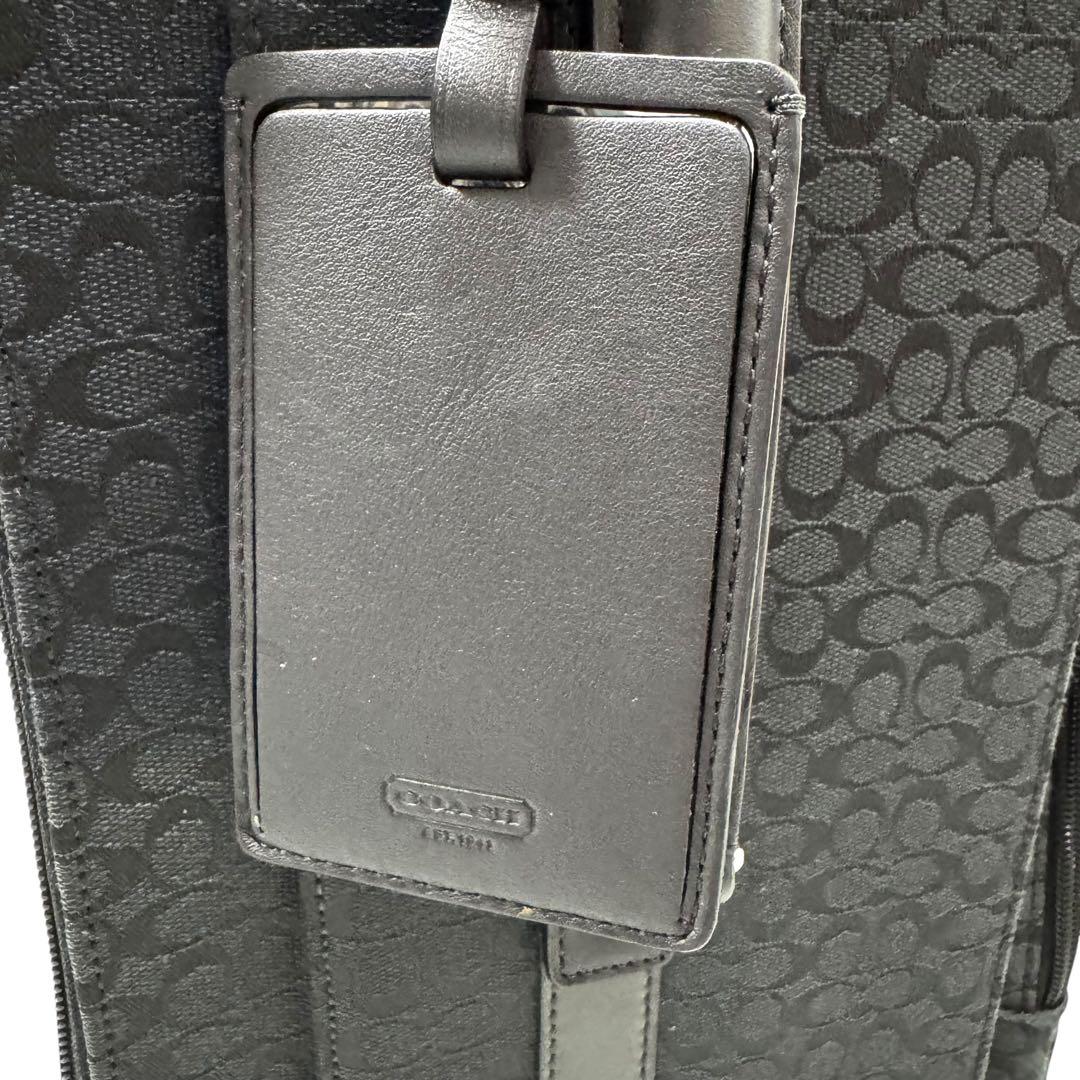 美品 COACH キャリーケース シグネチャー プレート チャーム付 黒