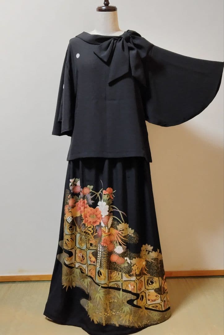 B2065 留袖リメイク袖広がりデザインフォーマルパーティードレス