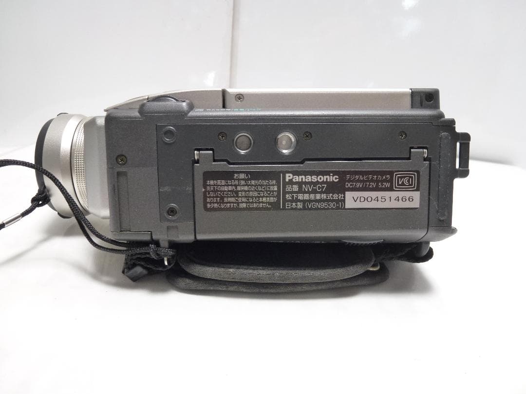 希少　動作品　美品Mini DV　パナソニックビデオカメラ　NV-C7　大人気