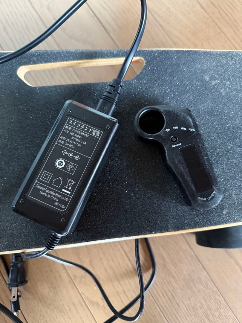 電動スケートボードバッテリーリモコン付き